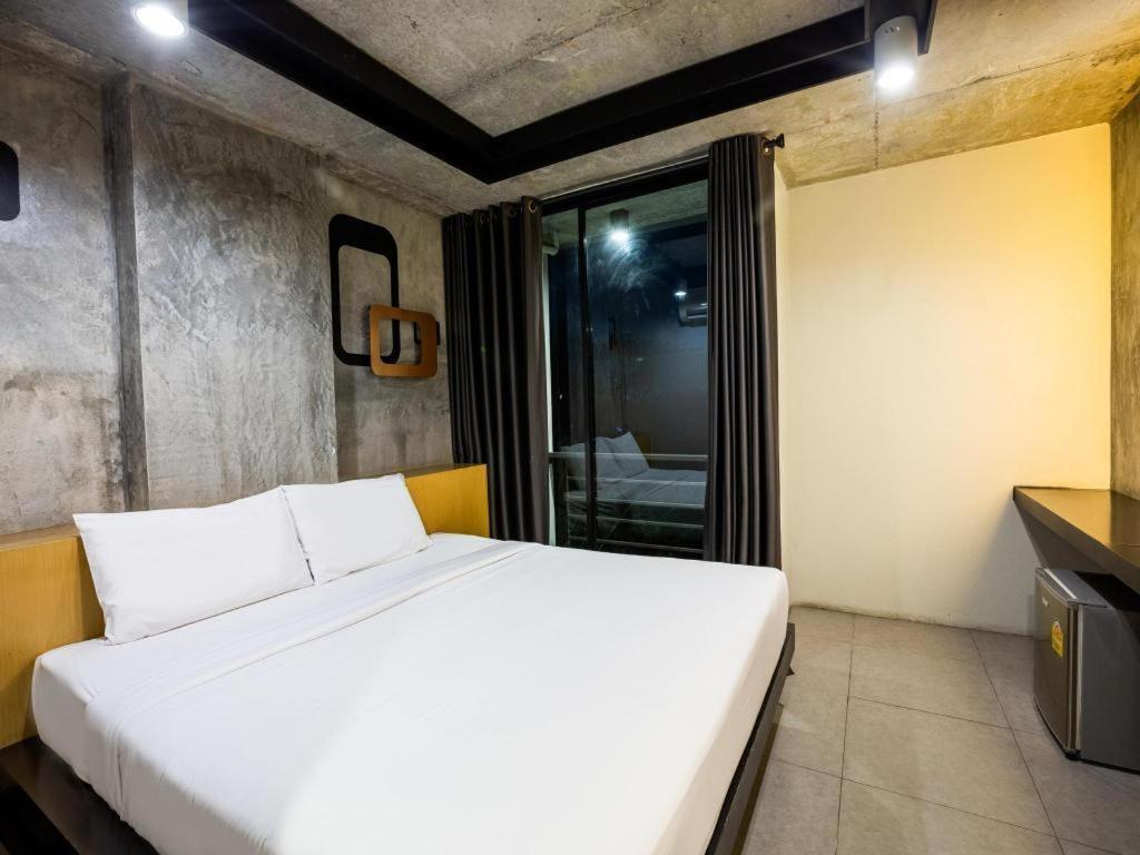 B2 South Pattaya Premier Hotel エクステリア 写真